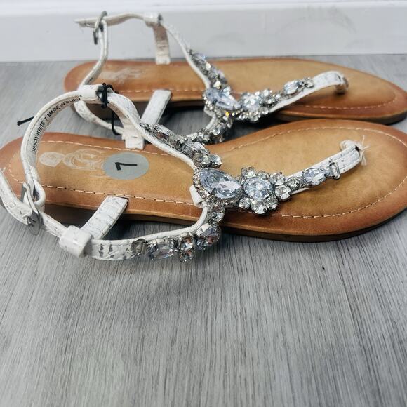 White Silver And Rhinestone Strap Sandals Size 7 - Picture 6 of 8